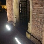 Nocne oświetlenie klasztoru w Radomiu