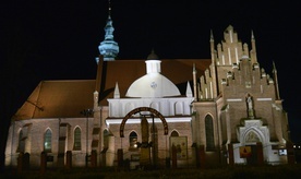 Widok kościoła św. Katarzyny od strony ul. Żeromskiego