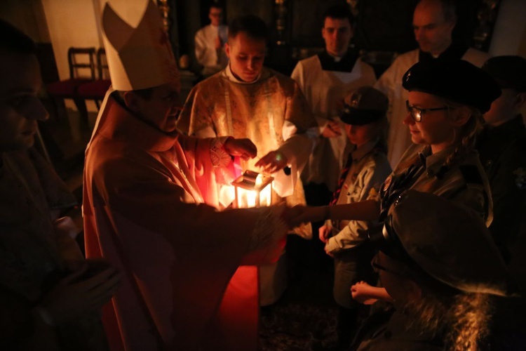 Przekazanie Światełka Betlejemskiego