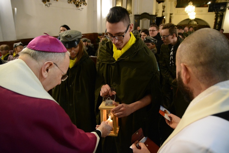 Światełko Betlejemskie w Opolu