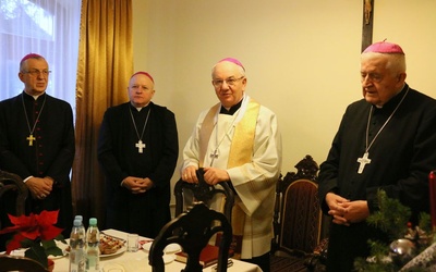 Spotkanie biskupów z pracownikami diecezji