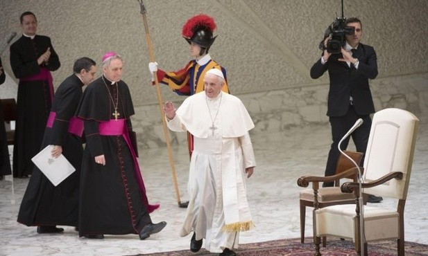 Franciszek podczas dzisiejszej audiencji w auli Pawła VI