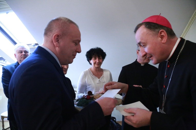 Życzenia od świeckich