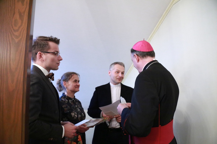 Życzenia od świeckich