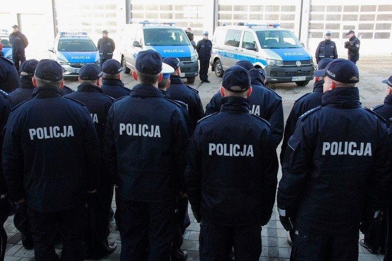 Poświęcenie pojazdów i opłatek gdańskich policjantów