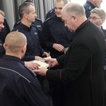 Poświęcenie pojazdów i opłatek gdańskich policjantów