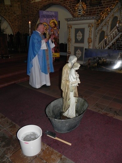 „KĄPIEL ŚW. JÓZEFA” w parafii Marianowo