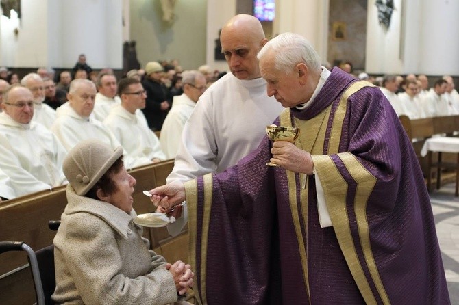 60 lecie kapłaństwa abp Damiana Zimonia część 1