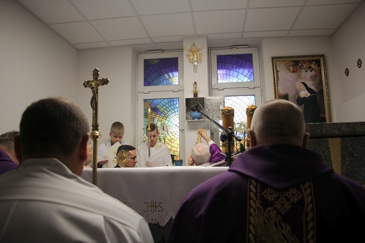 Poświęcenie kaplicy w szpitalu w Głownie