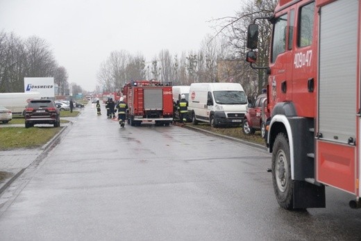 Pożar hurtowni chemicznej w Radomiu