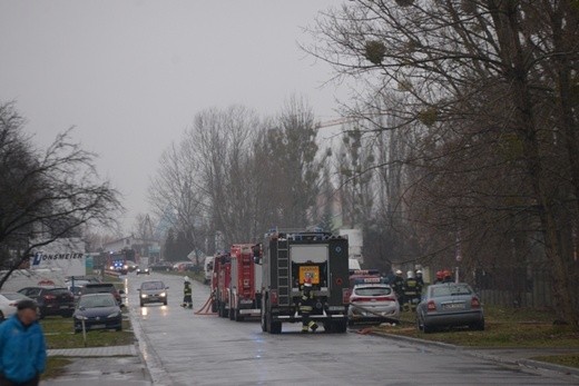 Pożar hurtowni chemicznej w Radomiu