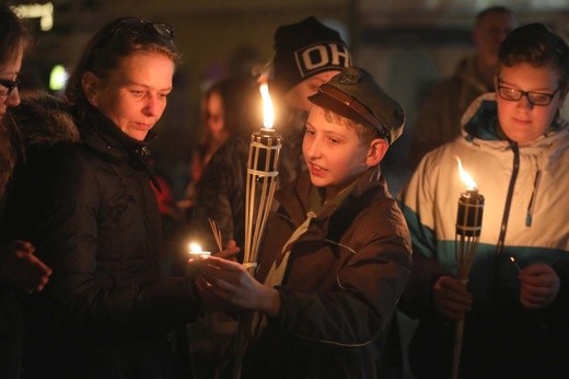 Światełko z Betlejem w Cieszynie - 2017