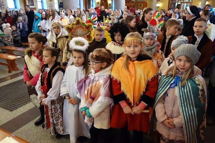 Kolędnicy misyjni w Poroninie 