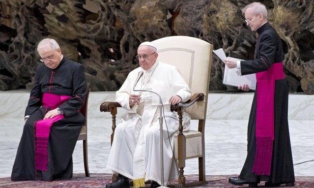 Franciszek protestuje: Bez Jezusa nie ma Bożego Narodzenia