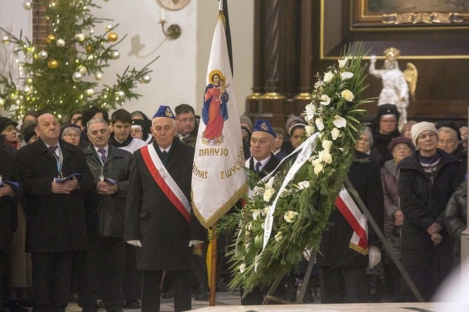 Dopełniał cierpień Chrystusa. Msza św. pogrzebowa