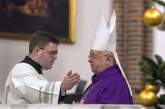 Dopełniał cierpień Chrystusa. Msza św. pogrzebowa