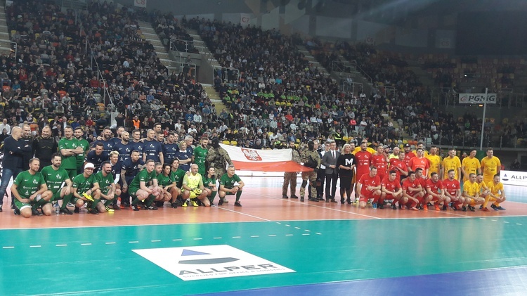 Turniej "Świąteczne granie z Kubą"