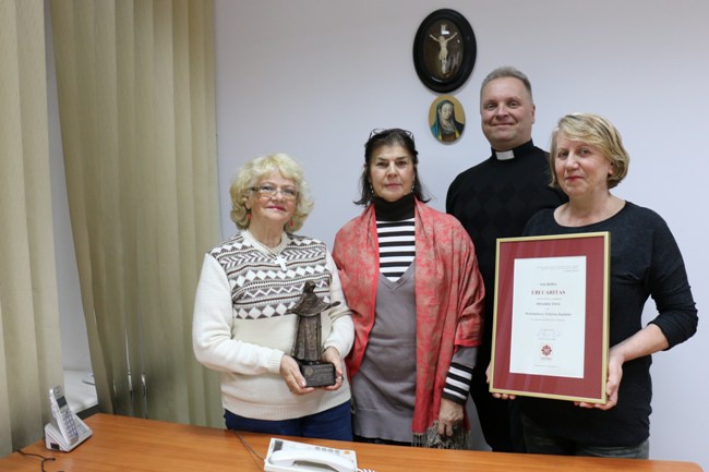 Październik. Telefon Zaufania z Radomia otrzymał nagrodę Caritas "Ubi Caritas"