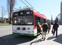 Bezpłatne przejazdy dla dzieci to także zachęta dla rodziców do porzucenia samochodów na rzecz MPK