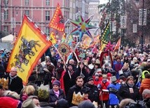 Dokładnie przejrzyj odpowiednie galerie i znajdź zdjęcie, na którym zostałaś(eś) uchwycony