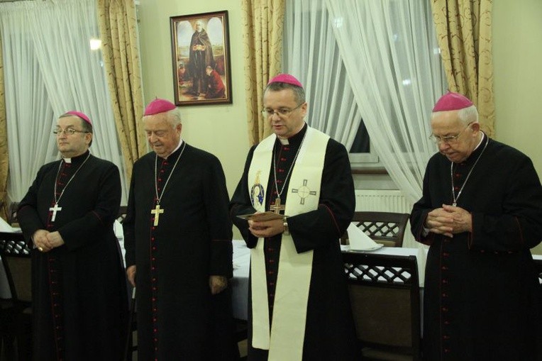 Spotkanie opłatkowe sióstr zakonnych z bp. Tadeuszem Lityńskim