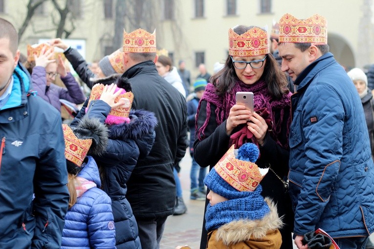 Z arcybiskupem i królem do Dzieciątka