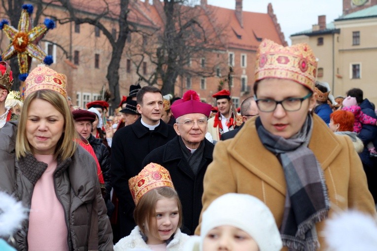 Z arcybiskupem i królem do Dzieciątka