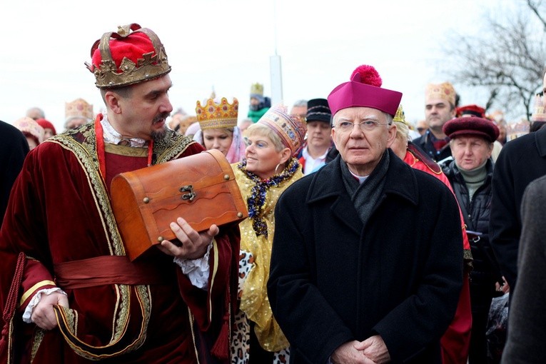 Z arcybiskupem i królem do Dzieciątka