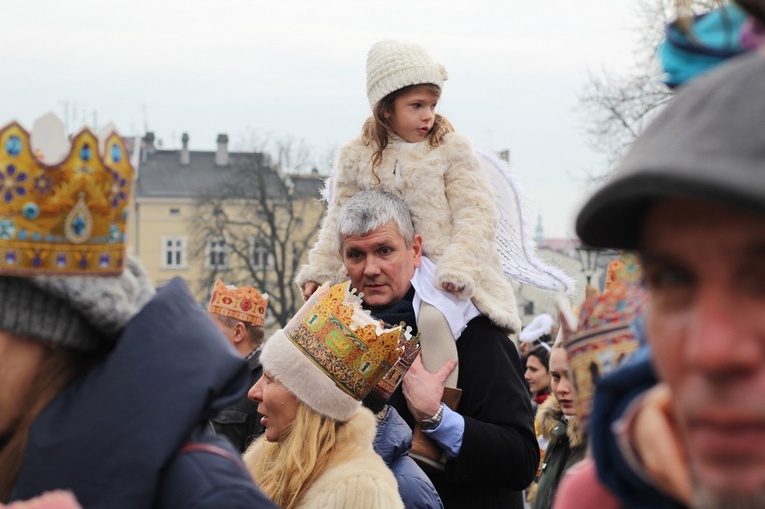 Z arcybiskupem i królem do Dzieciątka