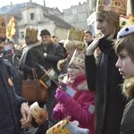 Ponad 2500 osób poszło za mędrcami w Wałbrzychu