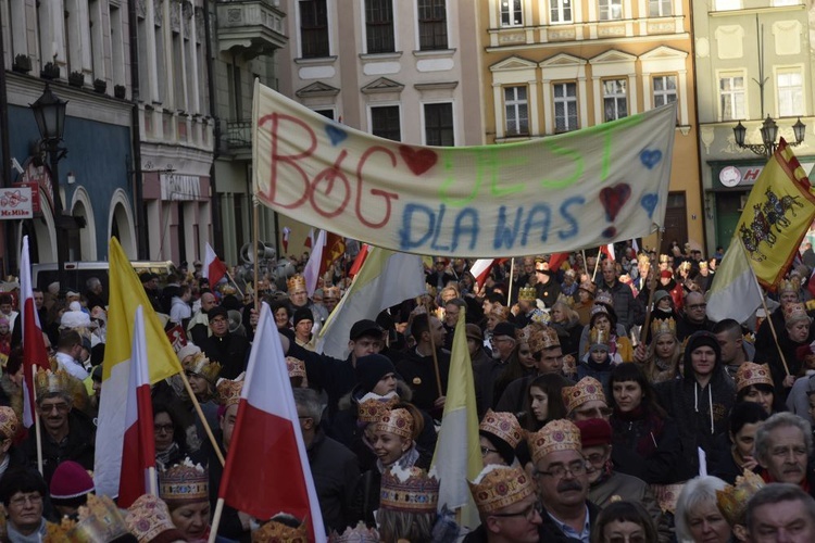 W Świdnicy biało-czerwony pochód