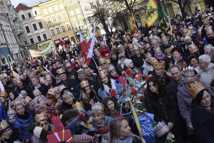 W Świdnicy biało-czerwony pochód