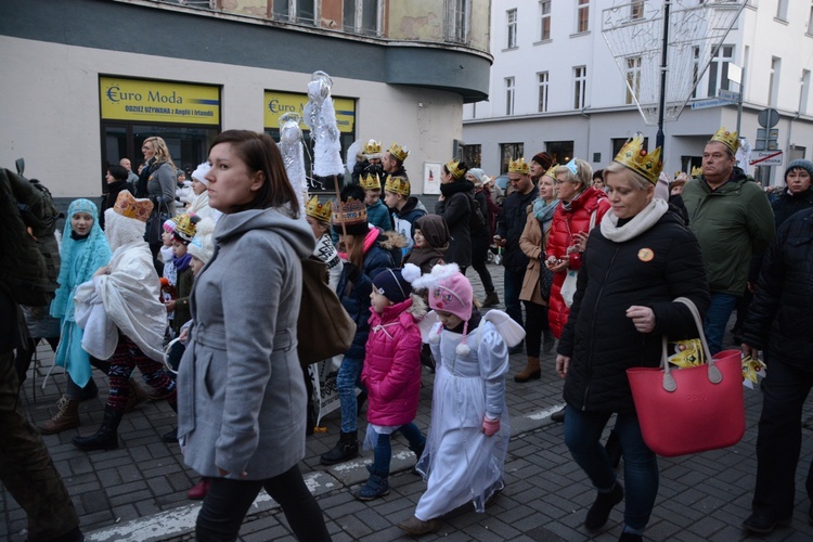 Orszak Trzech Króli w Opolu szedł już szósty raz