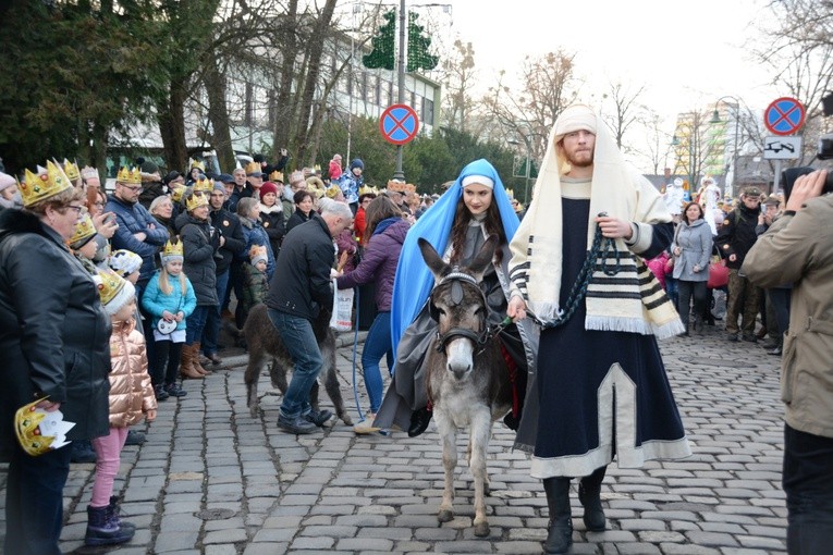Orszak Trzech Króli w Opolu szedł już szósty raz