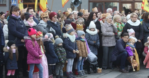 Od scenki do scenki...