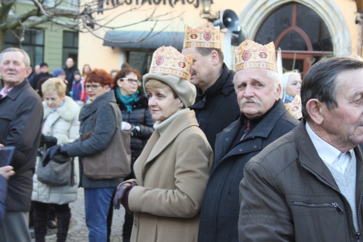 Tłumy na rynku