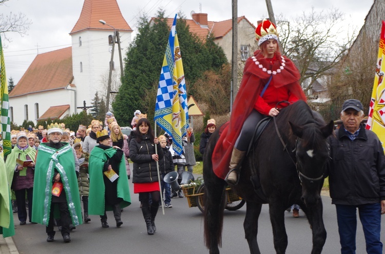 Orszak Trzech Króli w Mrozowie cz. 1