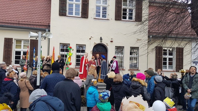 Orszak Trzech Króli w Smolcu cz. 1