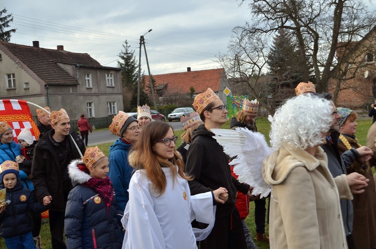 Orszak Trzech Króli w Mrozowie cz.2