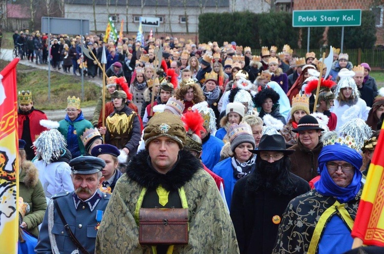 Orszak Trzech Króli w parafii Potok Stany