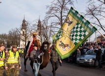 W Mińsku król podróżował na wielbłądzie 