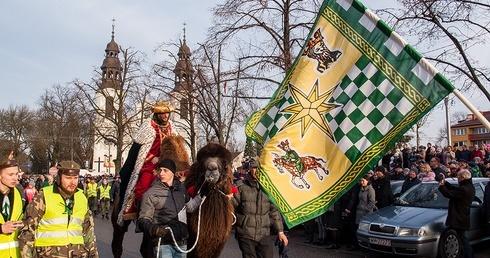 W Mińsku król podróżował na wielbłądzie 