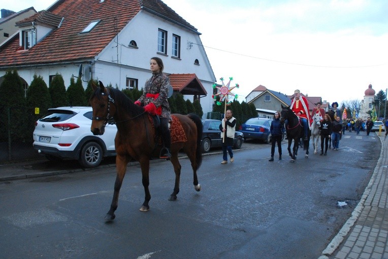 Orszak Trzech Króli w Smolcu cz. 2