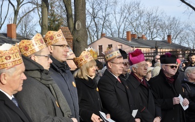 W Żyrardowie w Orszaku Trzech Króli uczestniczył m.in. bp Andrzej F. Dziuba.