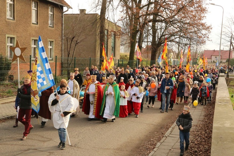 Orszak Trzech Króli w Lubiążu cz. 2