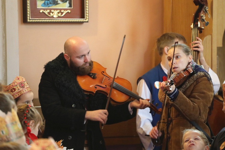 Orszak Trzech Króli w Ostrem-Twardorzeczce - 2018