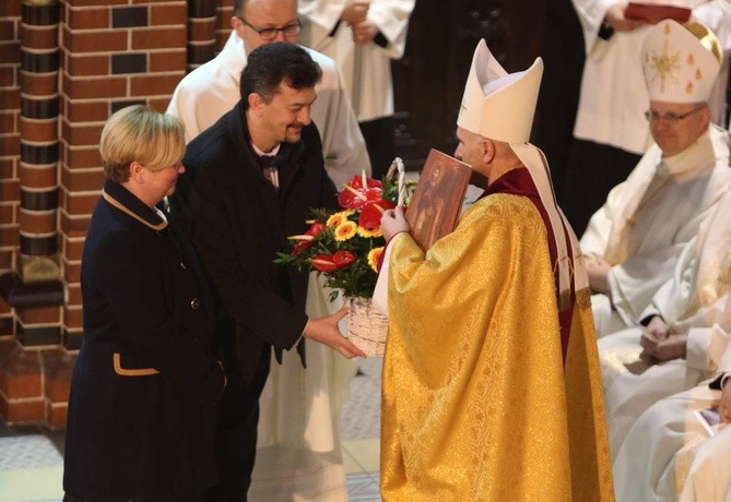 Święcenia biskupie ks. Andrzeja Iwaneckiego - cz. 3