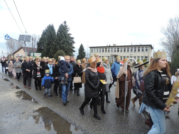 Borzęcin - Orszak Trzech Króli 2018 - nowe zdjęcia