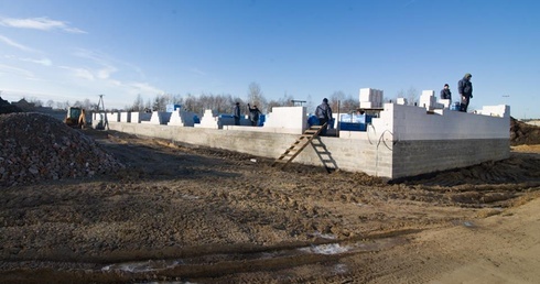 Budowa bloku socjalnego w Rawie Mazowieckiej
