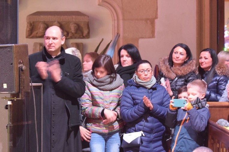 Koncert kolęd Diakonii Effatha w Strzegomiu.